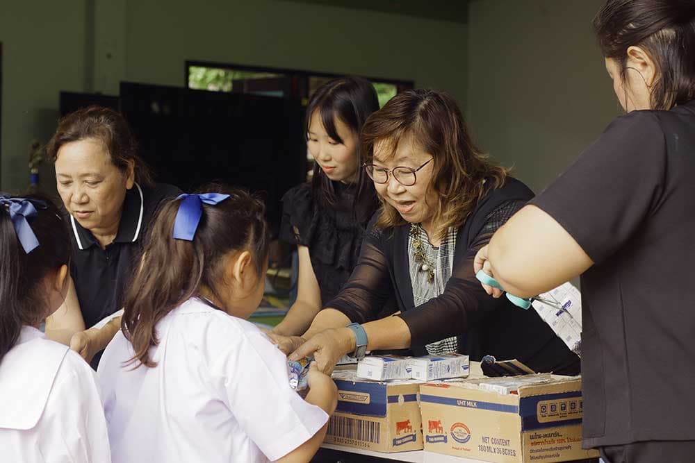 Teaching English at Temple Schools
